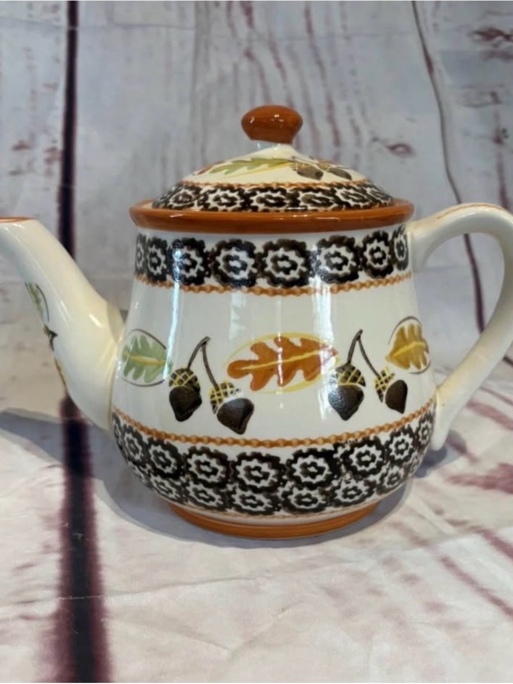 Temp-tations by Tara , Ceramic Teapot with Autumn Leaf & Acorn Motif - Brown